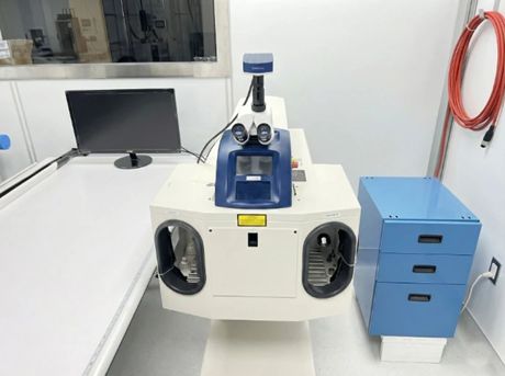 Automated laser inspection system on a dedicated instrument base